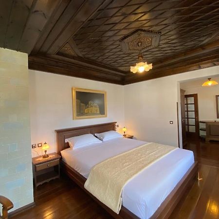 Boutique Hotel Muzaka Берат Екстериор снимка
