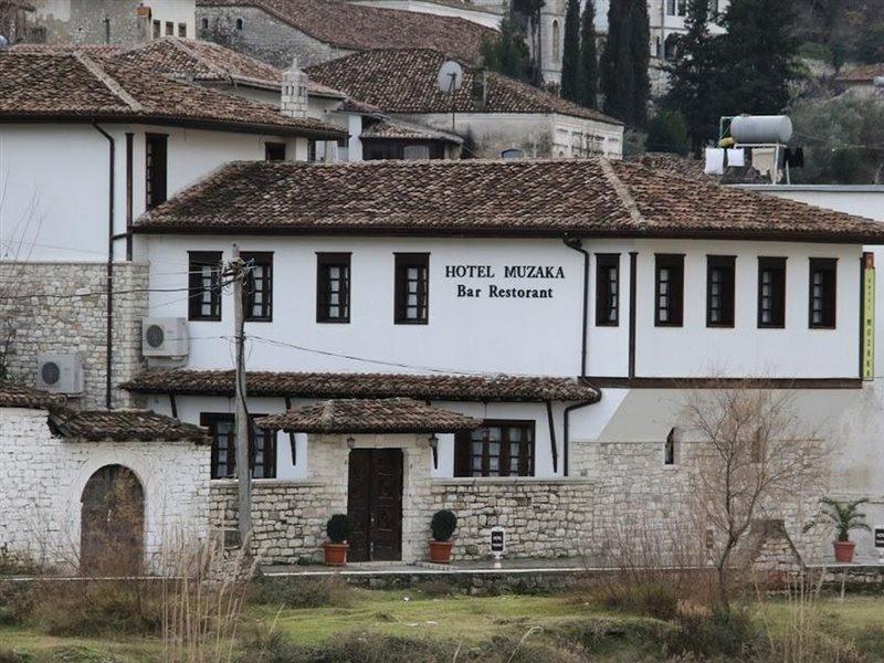 Boutique Hotel Muzaka Берат Екстериор снимка