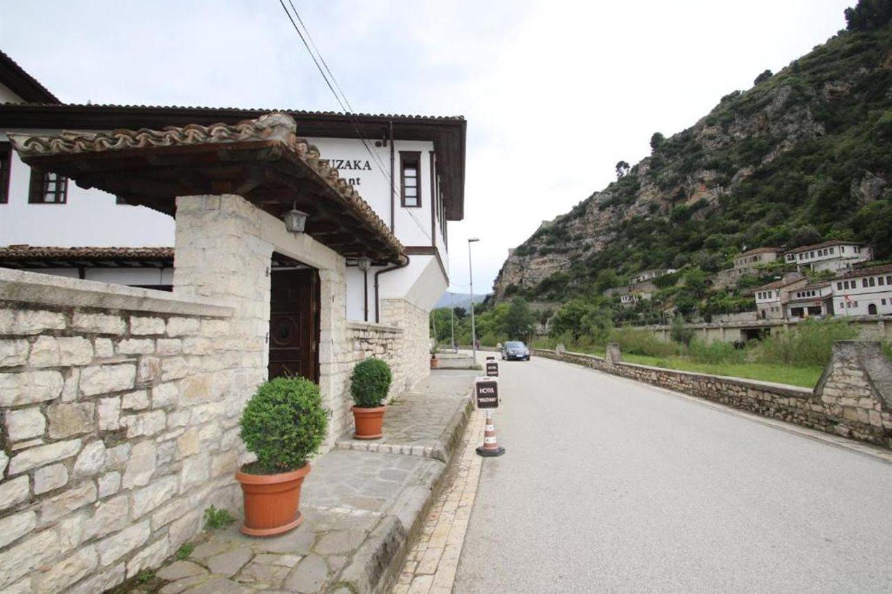 Boutique Hotel Muzaka Берат Екстериор снимка