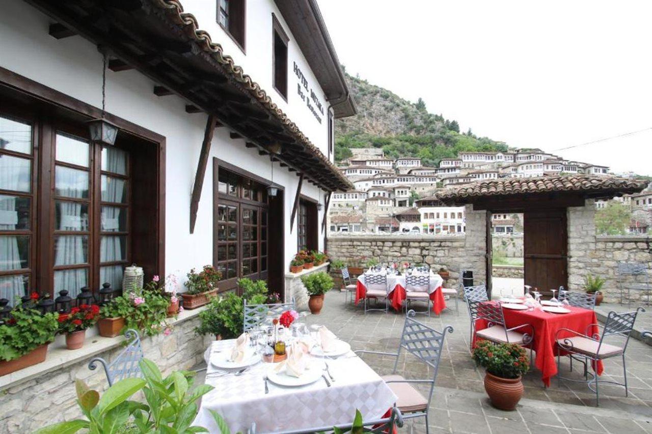 Boutique Hotel Muzaka Берат Екстериор снимка