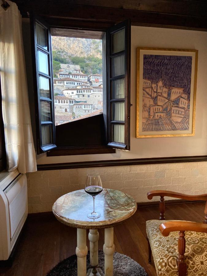 Boutique Hotel Muzaka Берат Екстериор снимка