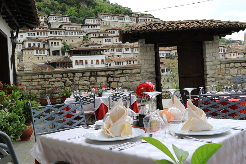 Boutique Hotel Muzaka Берат Екстериор снимка