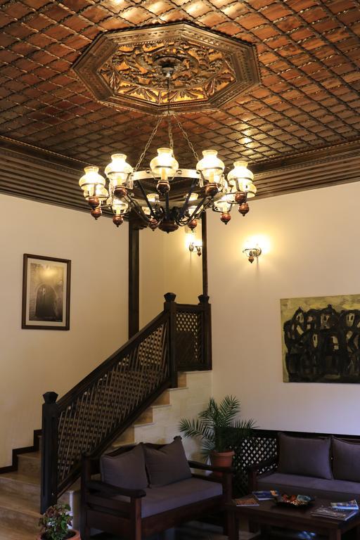 Boutique Hotel Muzaka Берат Екстериор снимка